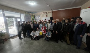 Colindători la ÎMS "Liftservice"