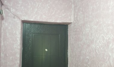 Încă o încăpere de serviciu reparată!